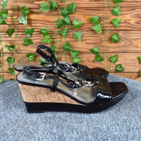 Franco Sarto Glare Women Sandal Size 7.5 Casual Dress Black Patent Leather Wedge - Picture 3 of 6